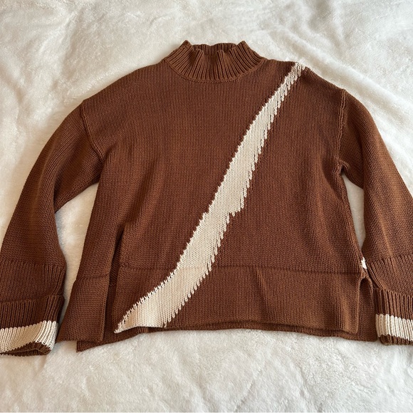 Victor Alfaro Oversized Sweater Women’s Size XS - Picture 2 of 14